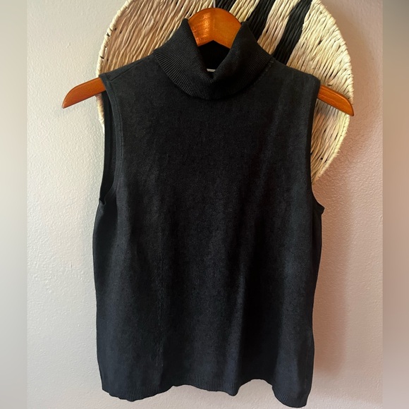 Casual Corner Tops - Silk Cashmere Blend Sleeveless Turtleneck Tank Top Medium by Casual Corner